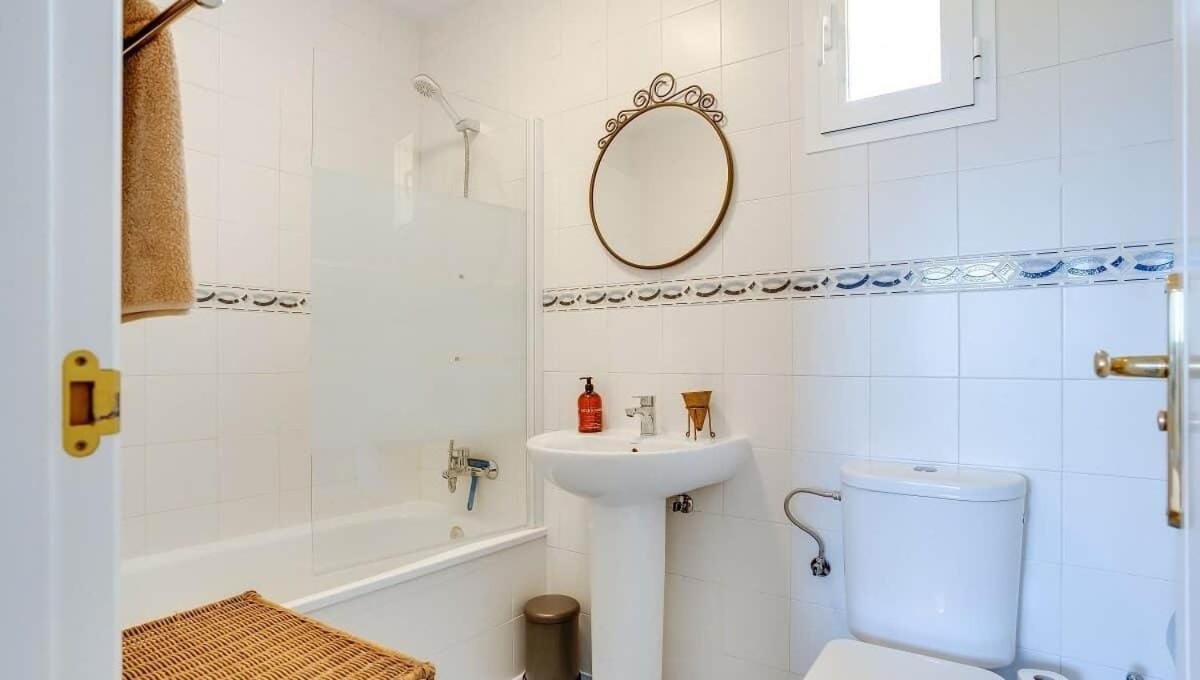 Lovely Aldea Beach Apartment Manilva Eksteriør billede